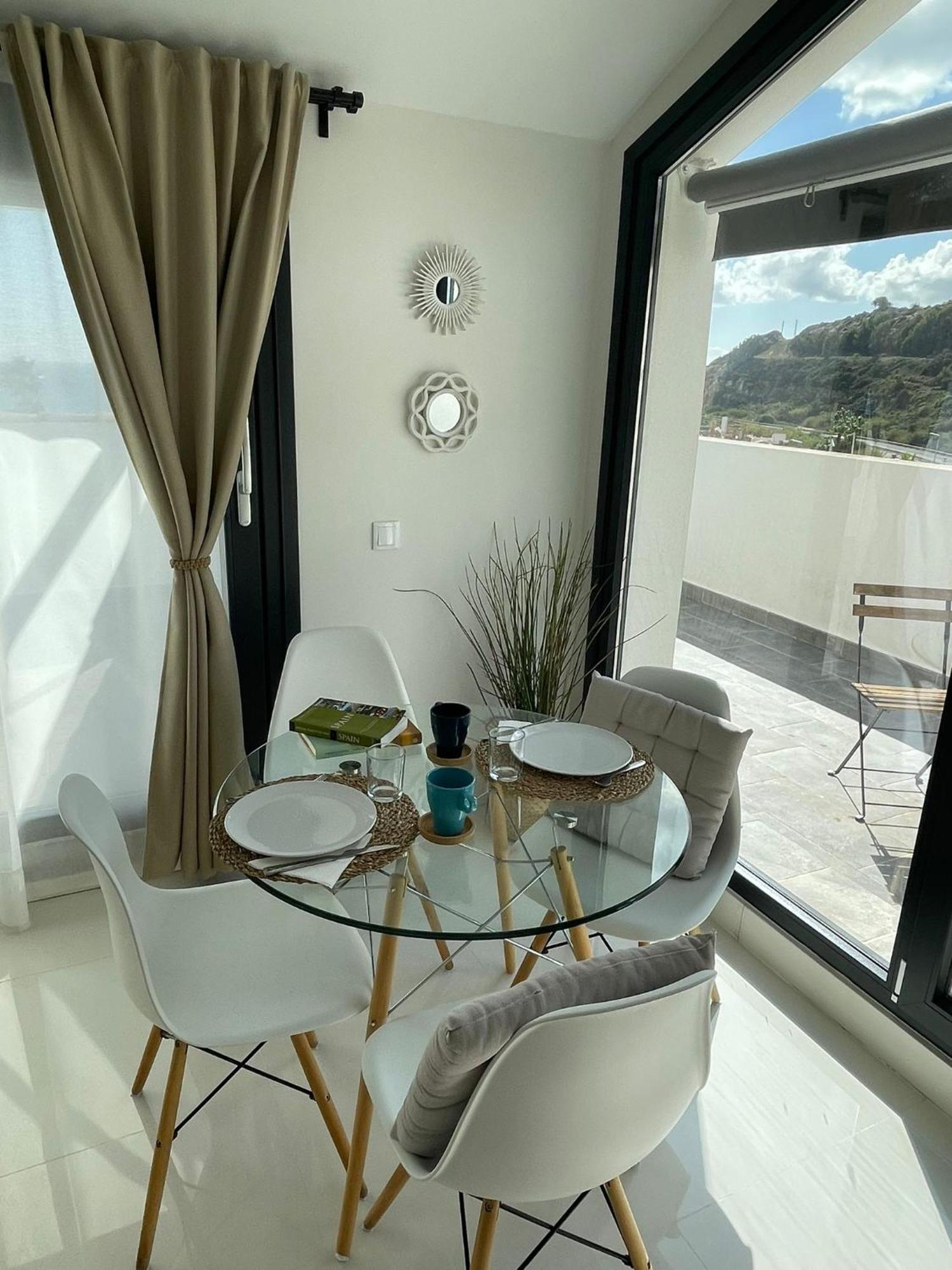Precioso Atico, Nuevo, A 50M De La Playa, Manilva Apartment Luaran gambar