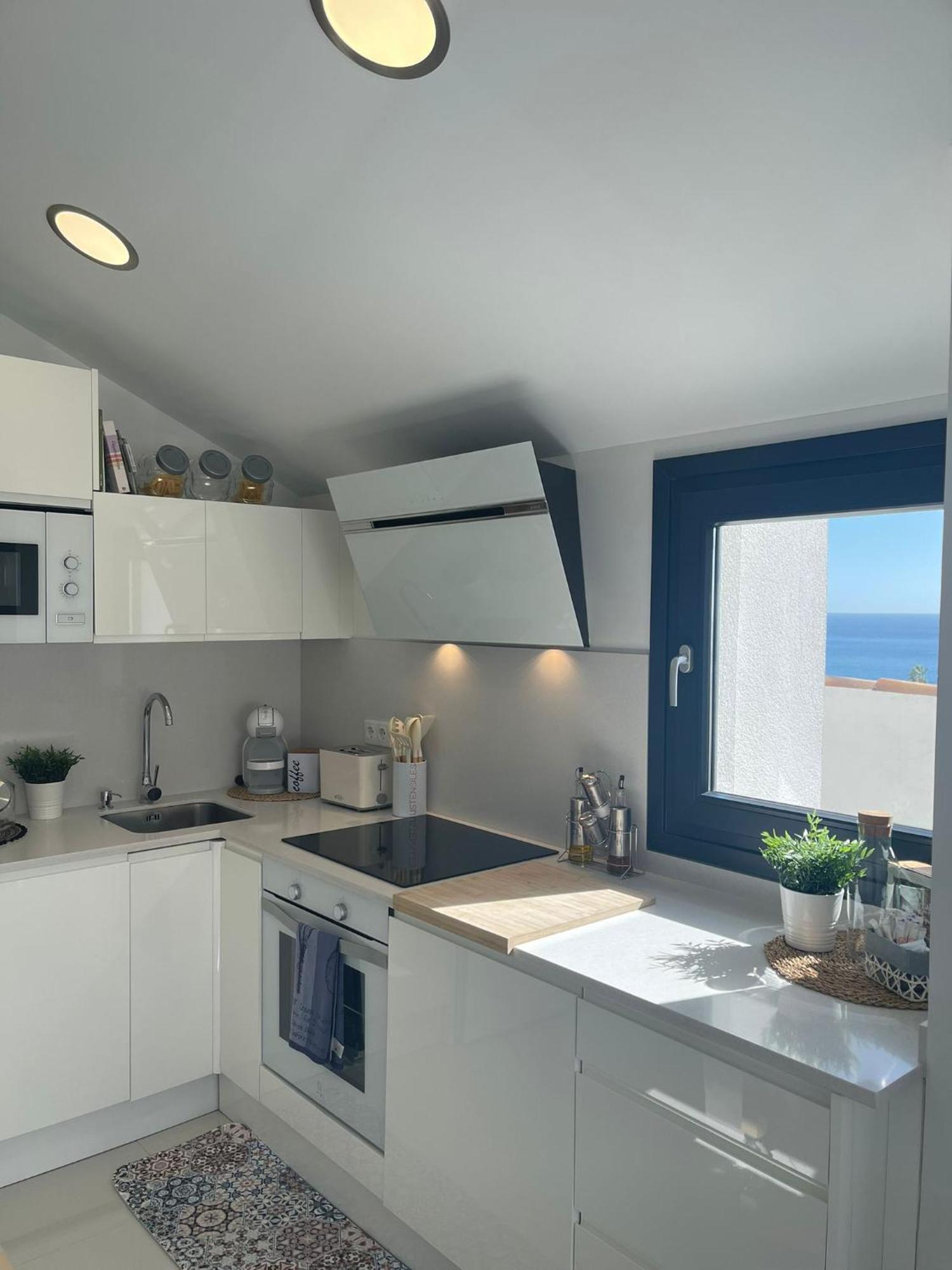 Precioso Atico, Nuevo, A 50M De La Playa, Manilva Apartment Luaran gambar