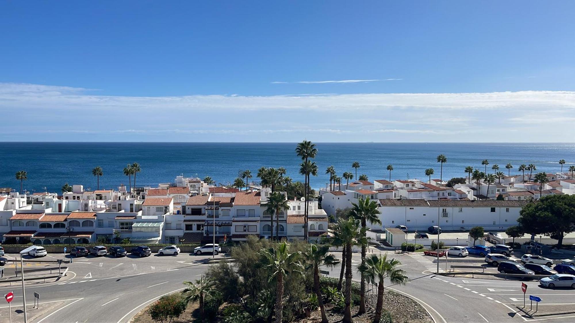 Precioso Atico, Nuevo, A 50M De La Playa, Manilva Apartment Luaran gambar